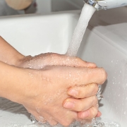 Cuci Tangan Tanpa Sabun